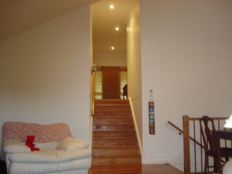 4 Bellevue Cres, North Avoca NSW 2260