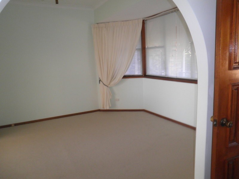 3 Barralong St, Belmont North NSW 2280