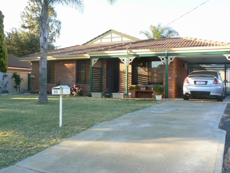 20 Whatman Way, Withers WA 6230