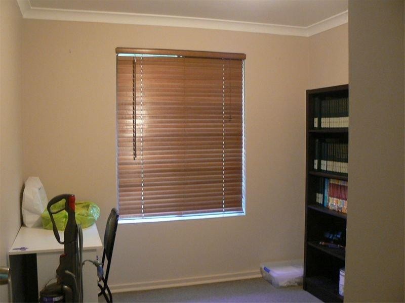 20 Whatman Way, Withers WA 6230