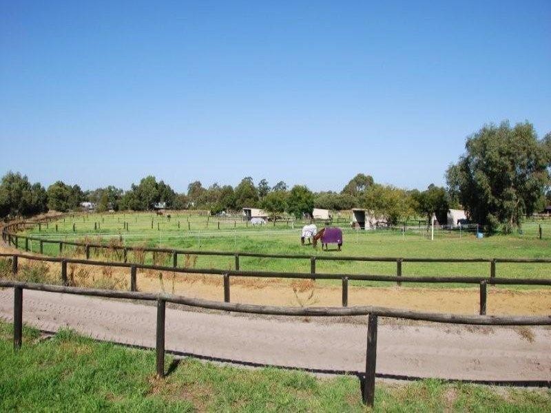 55 Henley Street, Henley Brook WA 6055