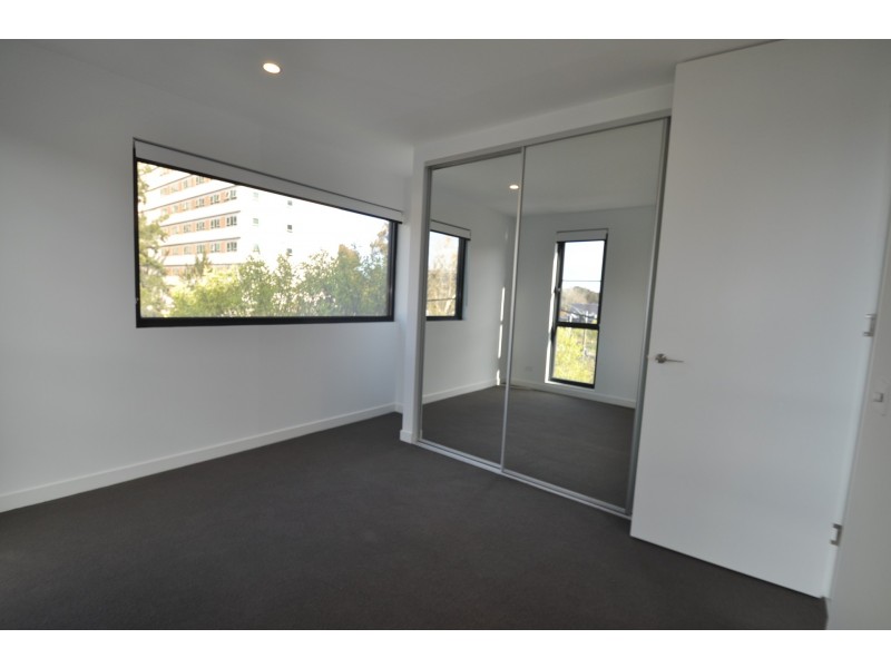 8 Princes Close, Prahran VIC 3181