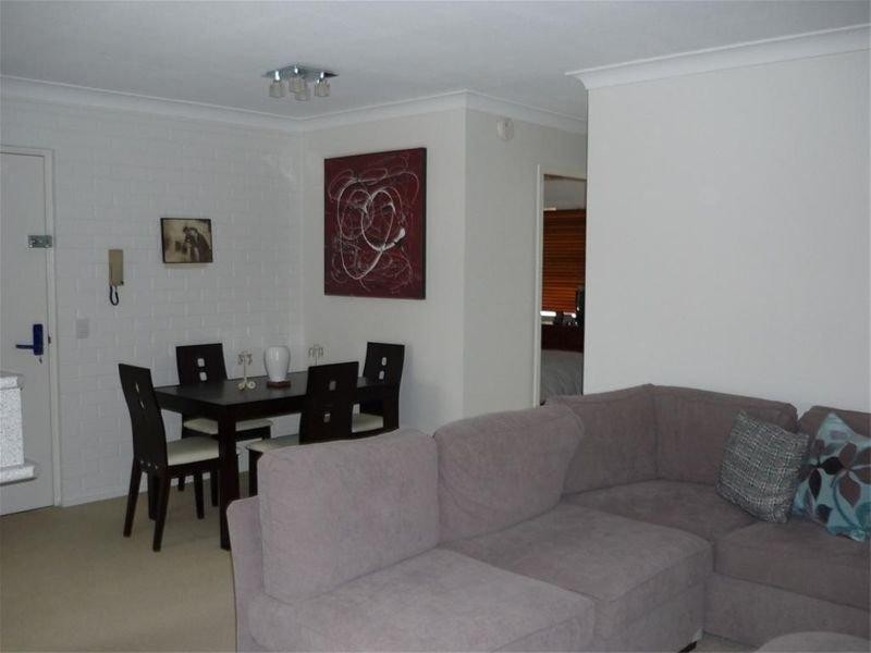 3/26 Wellington Street, Coorparoo QLD 4151