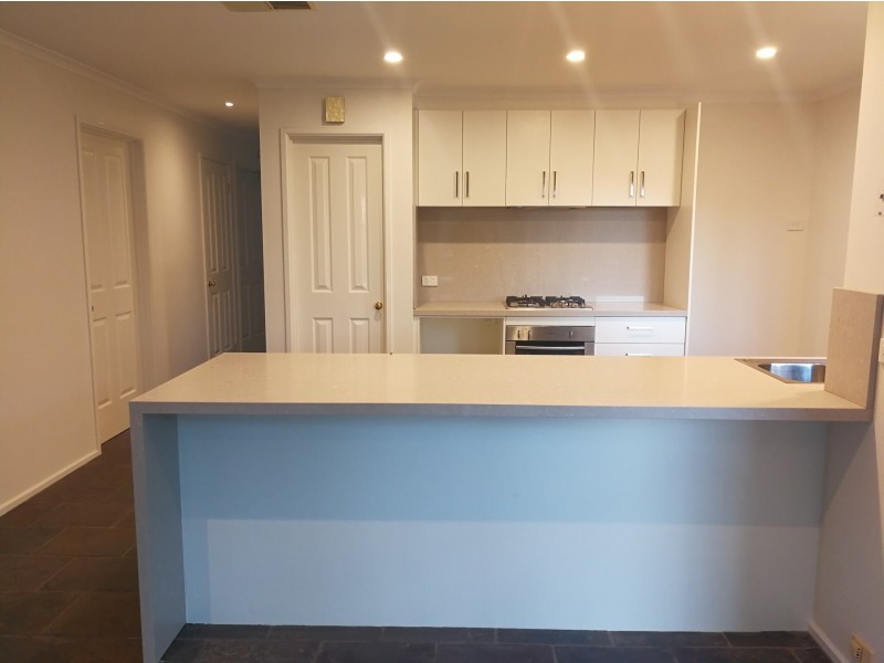 2 Liberty Court, St Helena VIC 3088