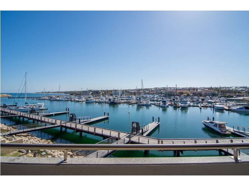 8A Southampton Lane, Mindarie WA 6030