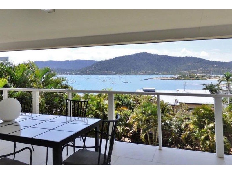 9 Summit Avenue, Airlie Beach QLD 4802
