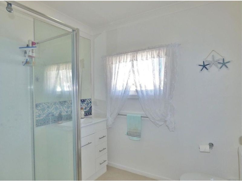 9 Summit Avenue, Airlie Beach QLD 4802