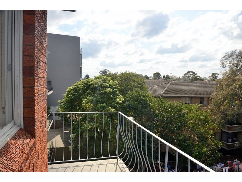 11/6 Pope Street, Ryde NSW 2112