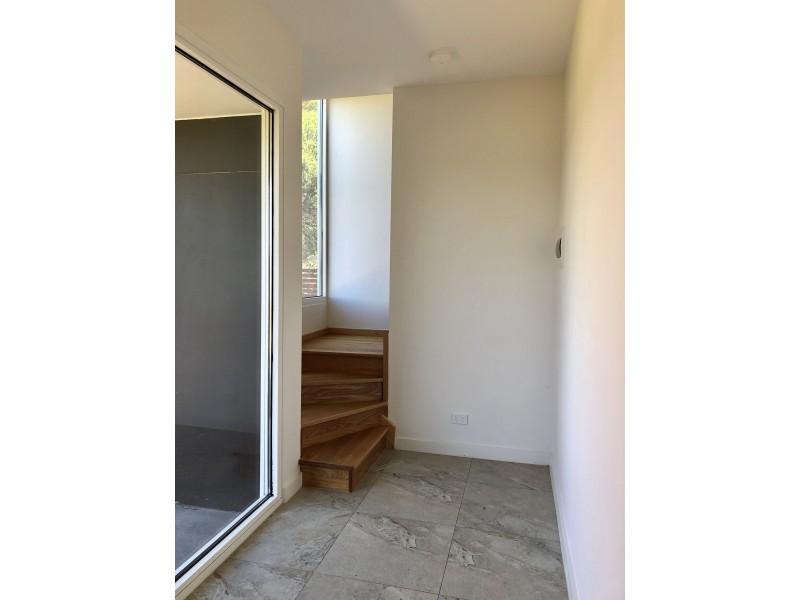 22/7 Hay Street, Box Hill South VIC 3128