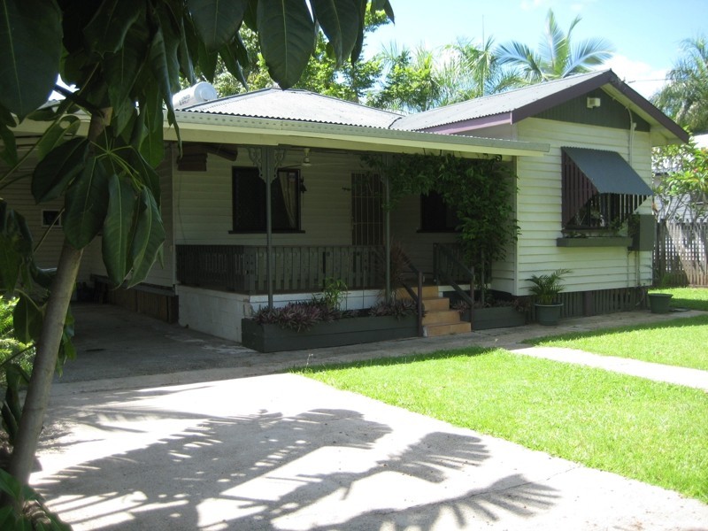 45  Koch Street, Mooroobool QLD 4870