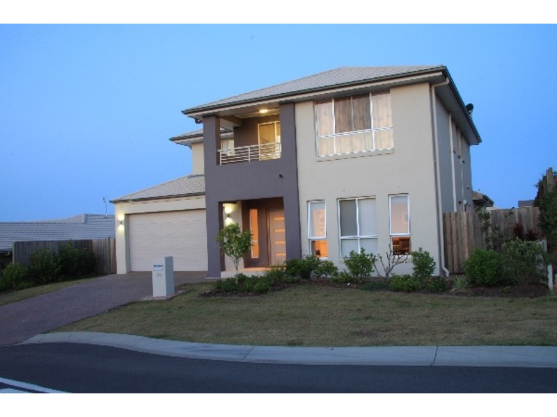 26 Hillview Cres, Little Mountain QLD 4551