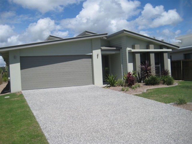 15 Casuarina Way, Helensvale QLD 4212