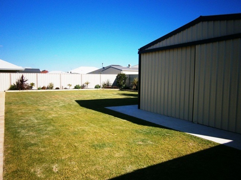 30 Jupiter Drive, Australind WA 6233