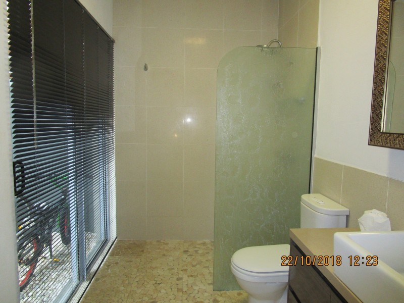 2081 Gold Coast Highway, Miami QLD 4220
