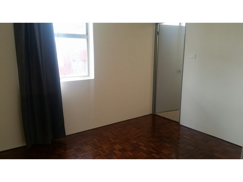 2/15 Macquarie Terrace, Balmain NSW 2041