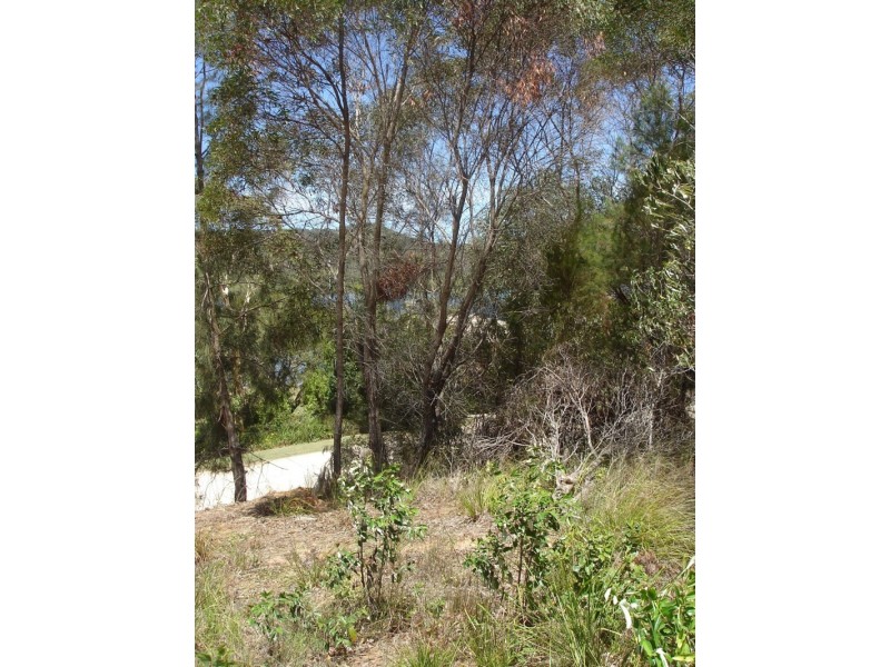 74  Wahine Drive, Russell Island QLD 4184