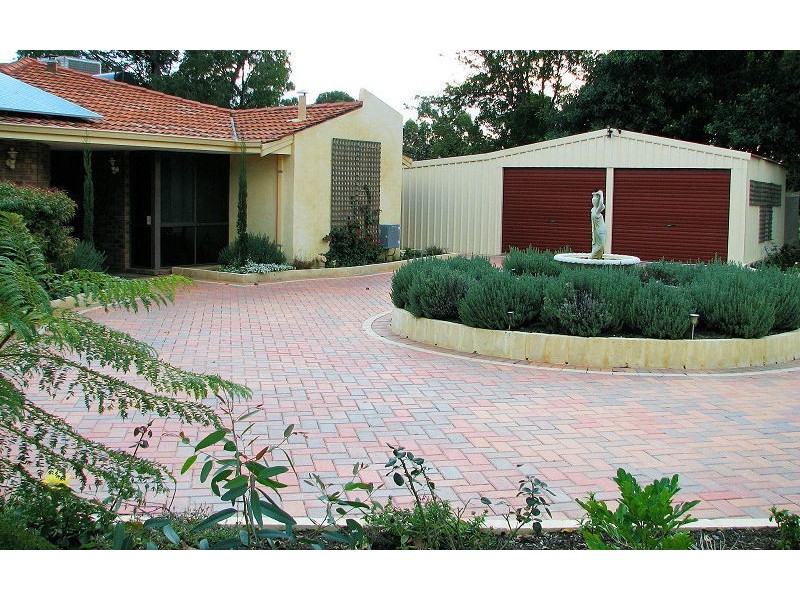 240 Sultana Road East, Forrestfield WA 6058