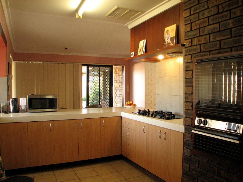 240 Sultana Road East, Forrestfield WA 6058