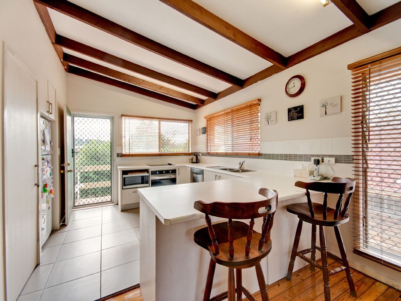 39 McGinn Road, Ferny Grove QLD 4055