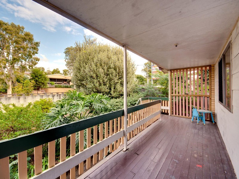 39 McGinn Road, Ferny Grove QLD 4055