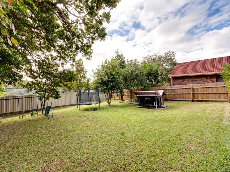 39 McGinn Road, Ferny Grove QLD 4055