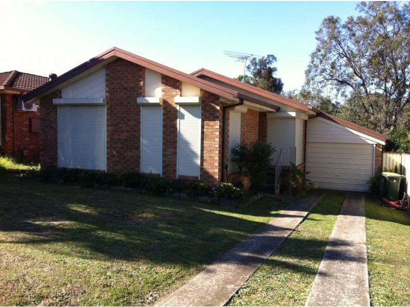 7  Madang Place, Glenfield NSW 2167