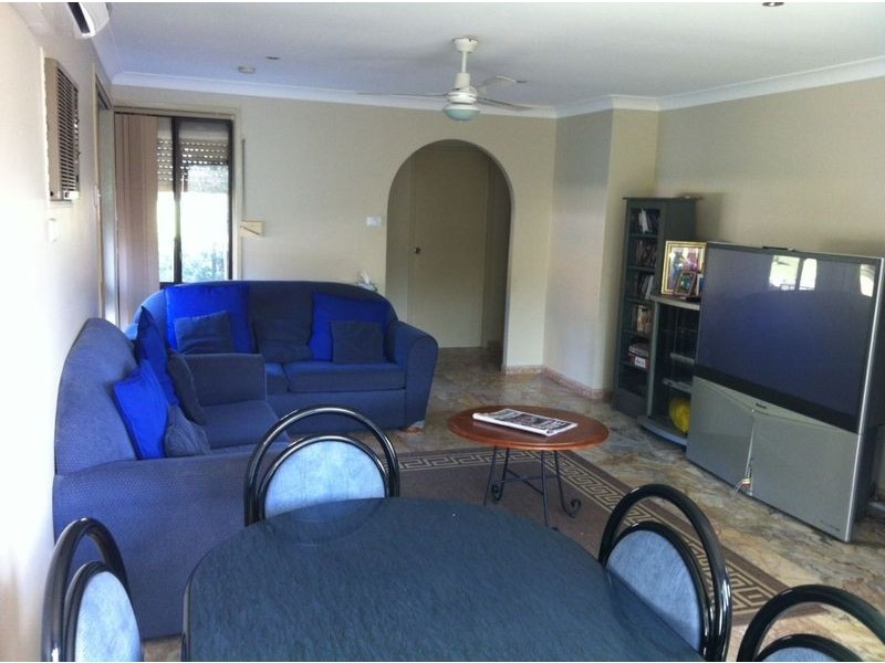 7  Madang Place, Glenfield NSW 2167