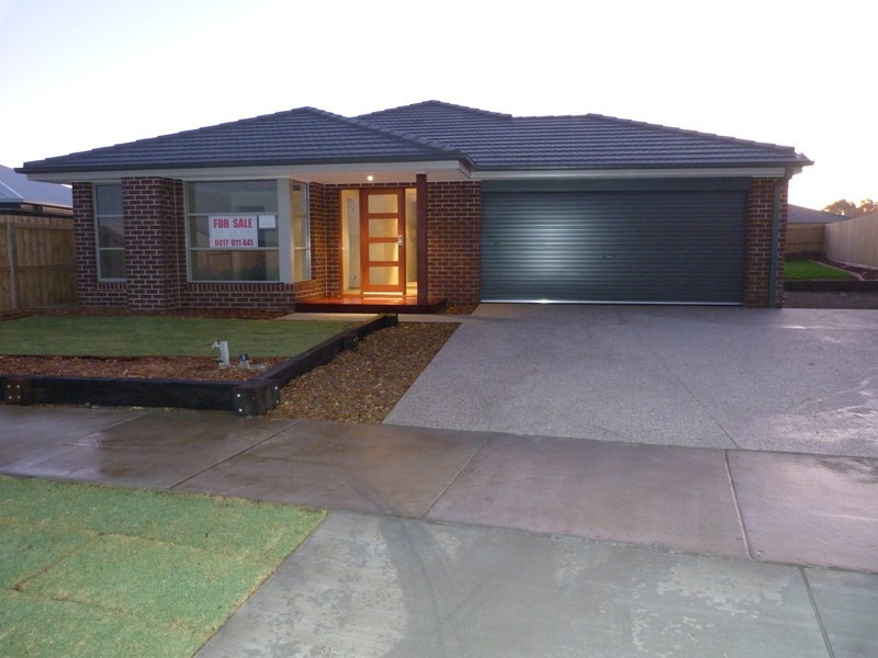17 Dalkeith Crescent, Ocean Grove VIC 3226
