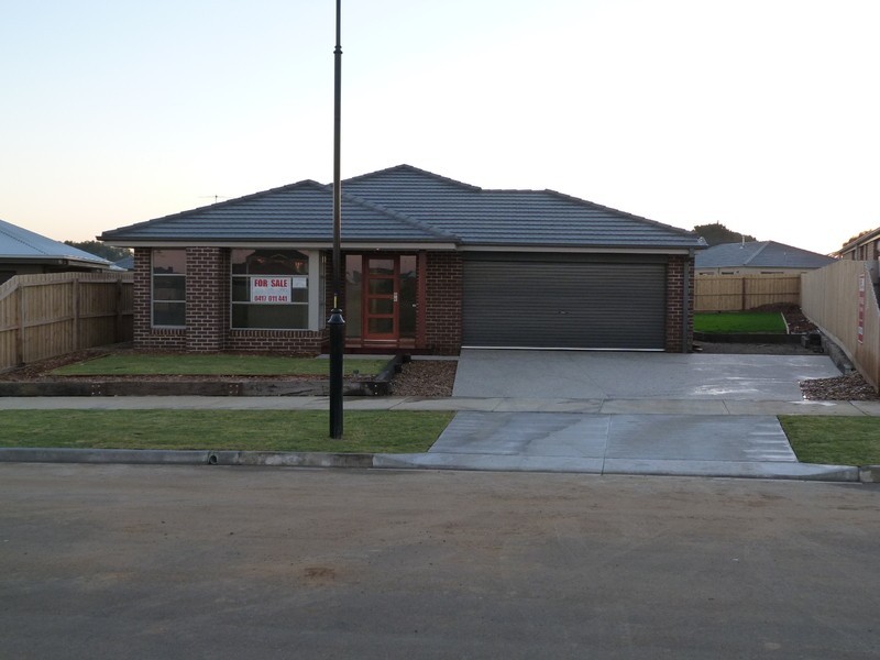 17 Dalkeith Crescent, Ocean Grove VIC 3226