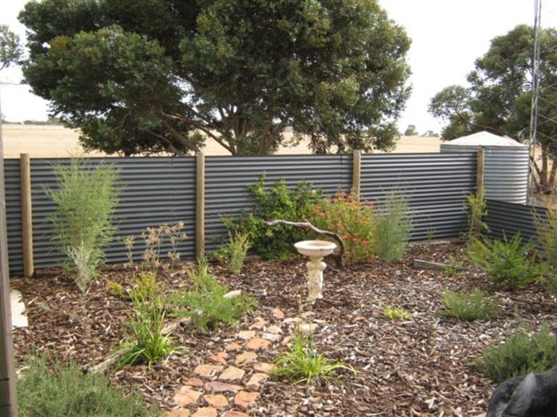 206 Tikana Road, Lochiel SA 5510