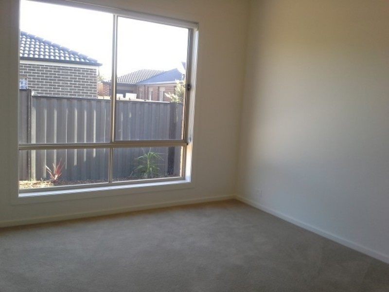 51 Michael Place, Point Cook VIC 3030