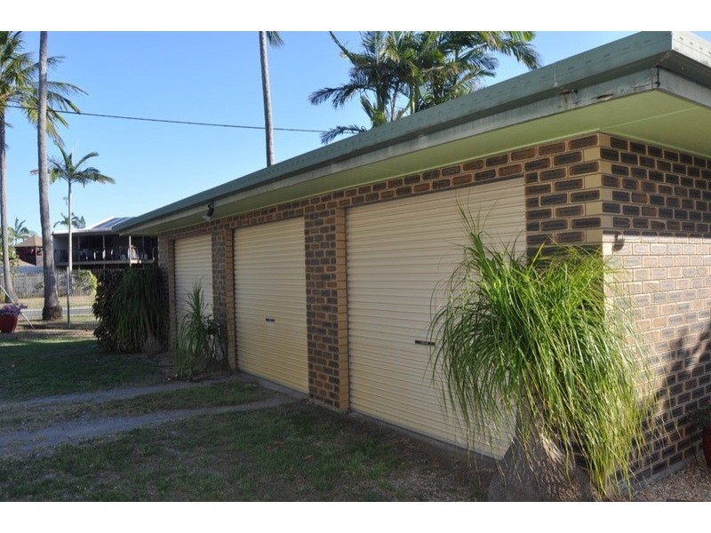 24 Swan Street, Slade Point QLD 4740