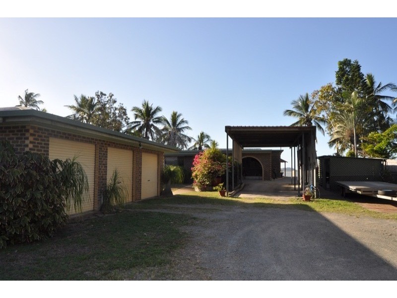 24 Swan Street, Slade Point QLD 4740