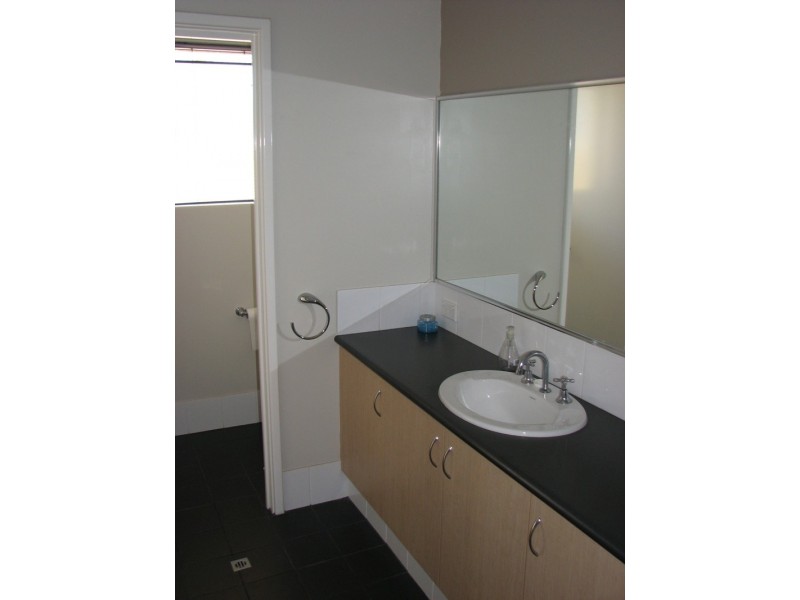 3 Ankuri Pass, Carramar WA 6031