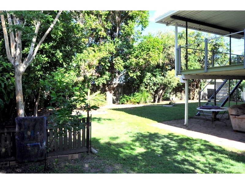 1 Upton Avenue, Andergrove QLD 4740