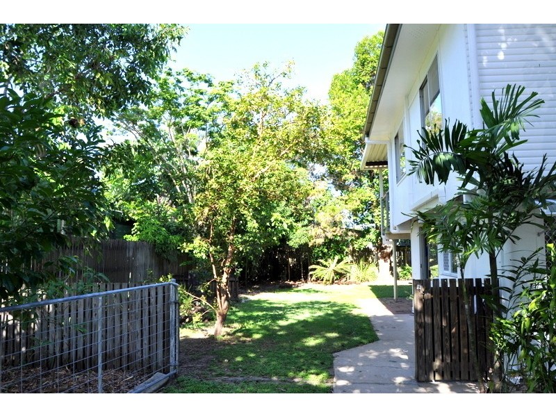 1 Upton Avenue, Andergrove QLD 4740