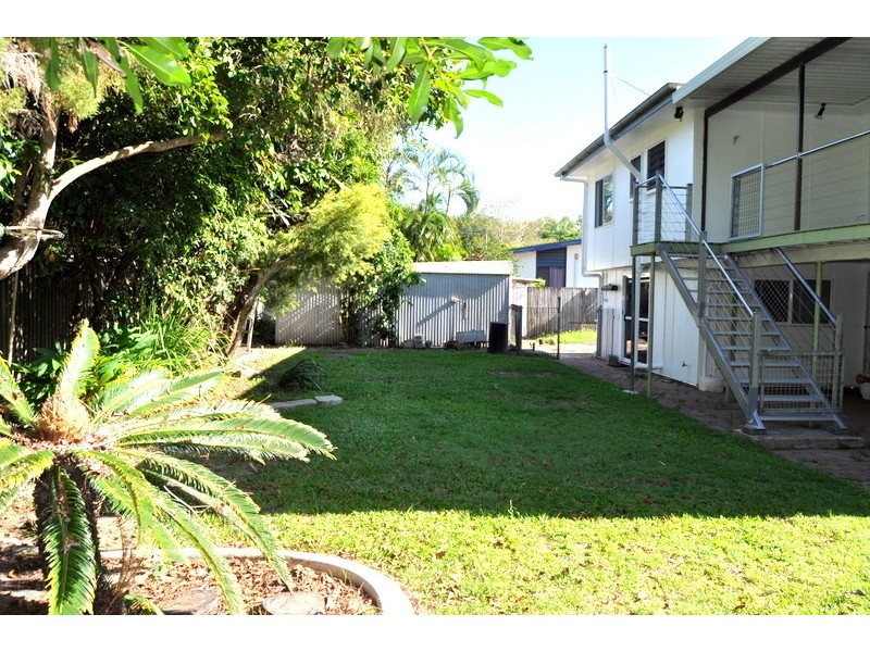 1 Upton Avenue, Andergrove QLD 4740