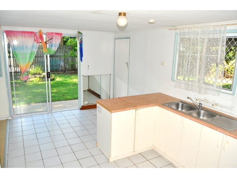 1 Upton Avenue, Andergrove QLD 4740