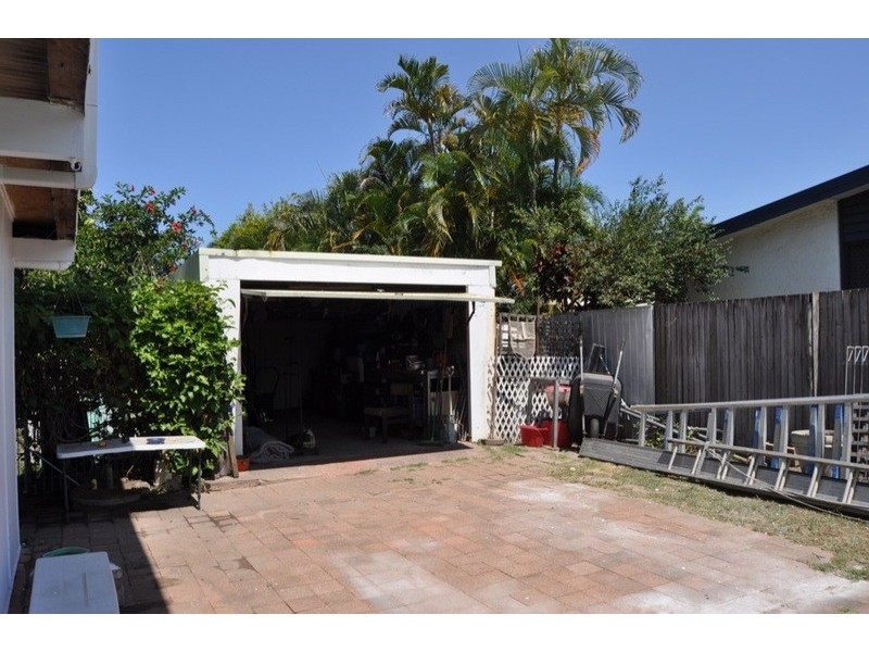 1 Upton Avenue, Andergrove QLD 4740