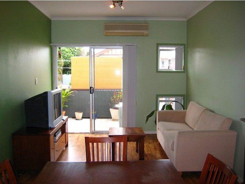 2/75 Hardgrave Road, West End QLD 4101