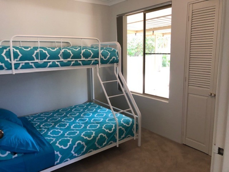 6 Donnelly Gardens, Dudley Park WA 6210