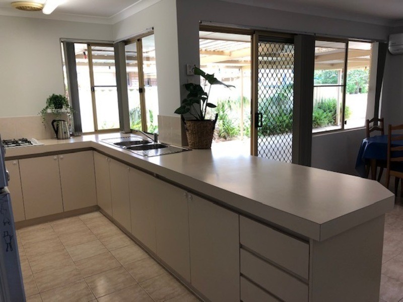 6 Donnelly Gardens, Dudley Park WA 6210