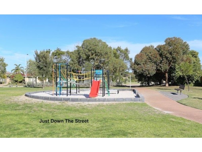 6 Donnelly Gardens, Dudley Park WA 6210