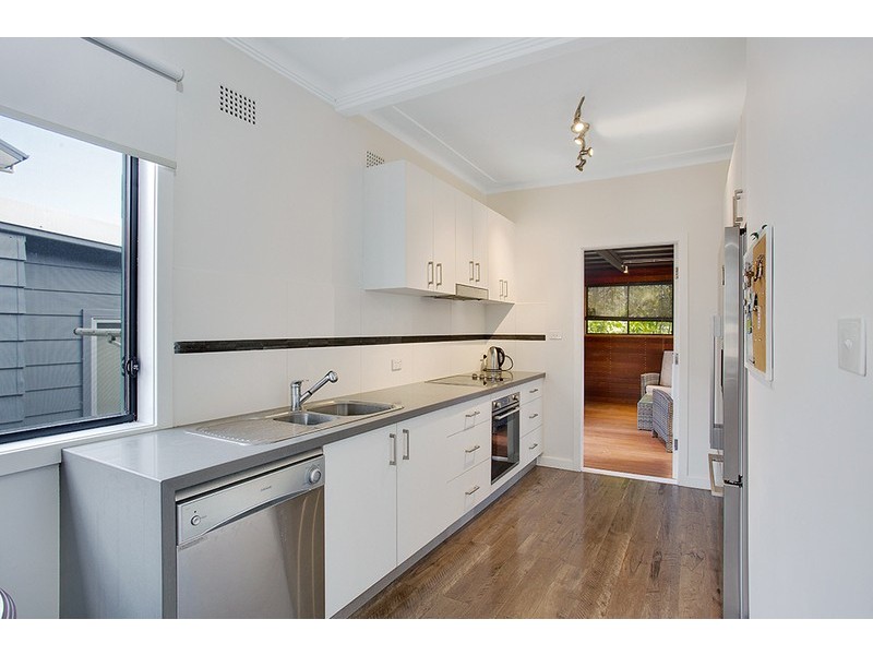 4 Gulliver Street, Hamilton North NSW 2292