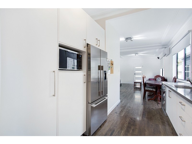 4 Gulliver Street, Hamilton North NSW 2292