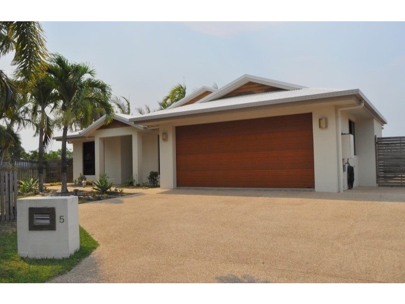 5 Rake Court, Andergrove QLD 4740