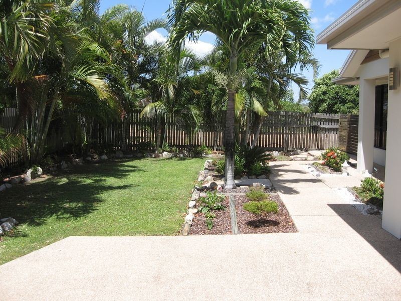 5 Rake Court, Andergrove QLD 4740