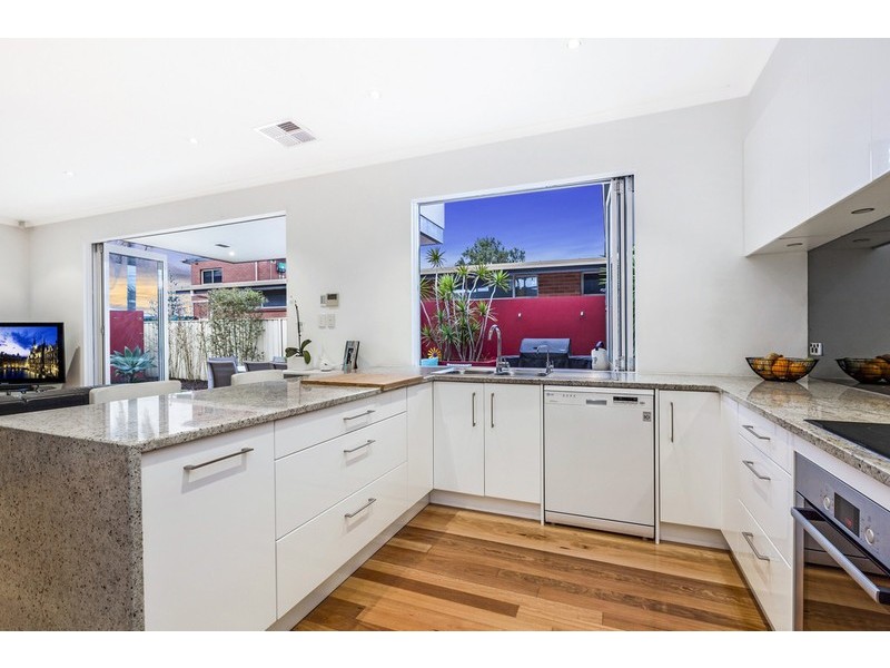 21 Gunliffe Street, Taperoo SA 5017