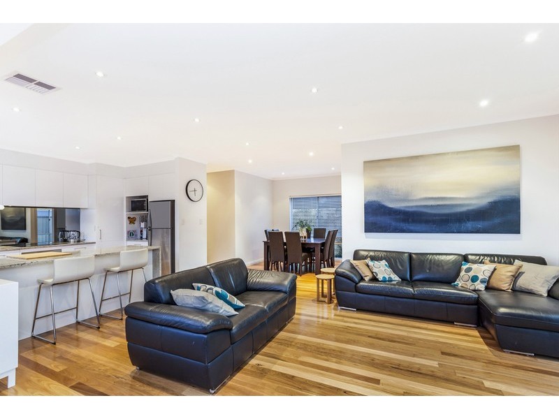 21 Gunliffe Street, Taperoo SA 5017