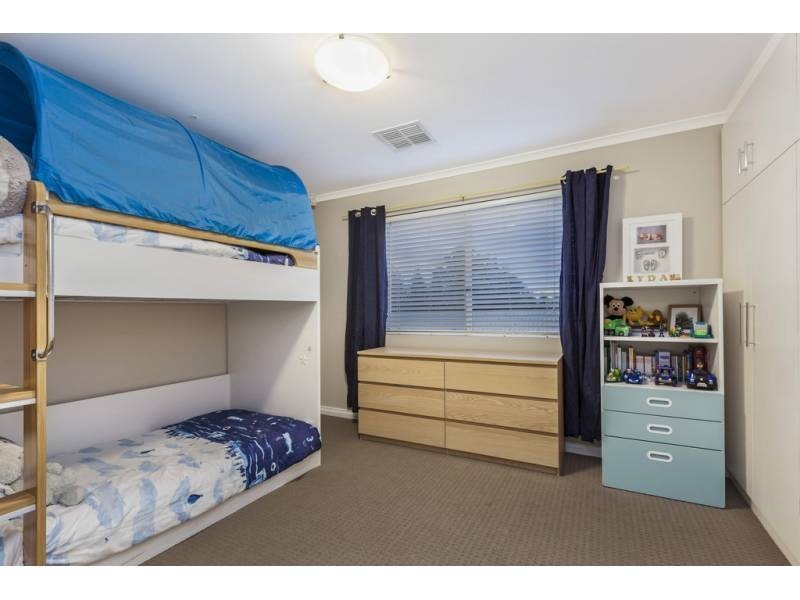21 Gunliffe Street, Taperoo SA 5017